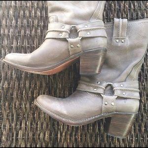 Frye Western style boots